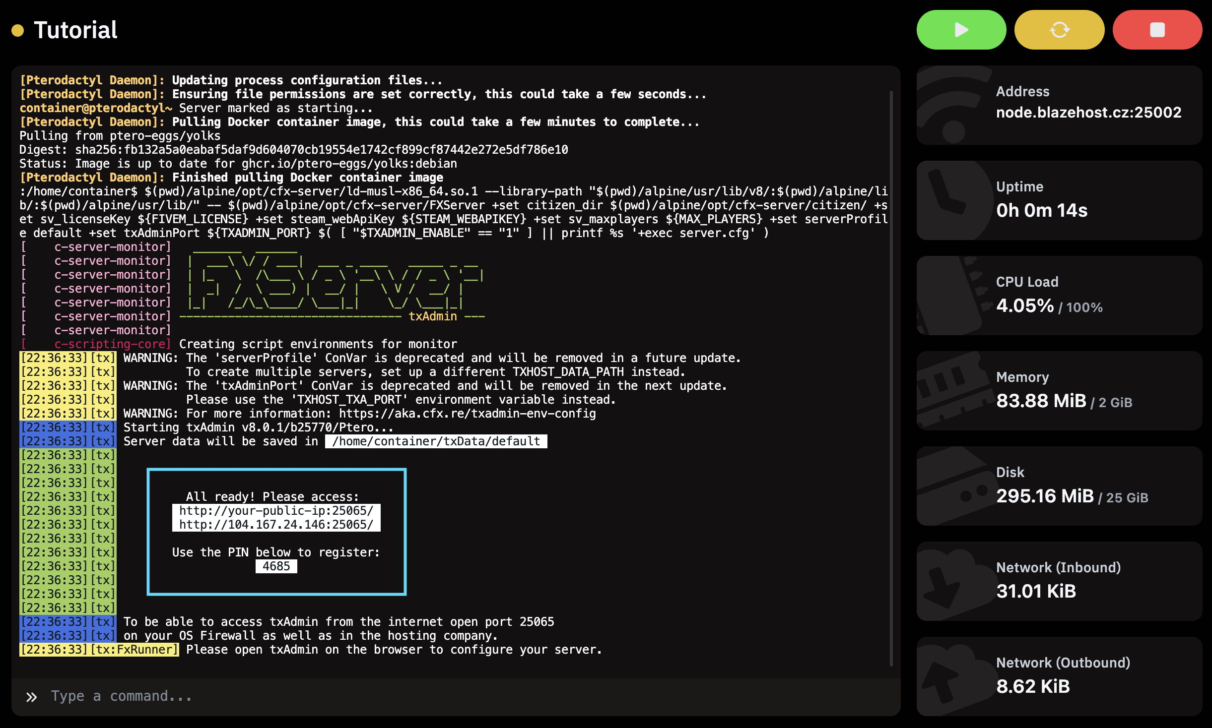 Game panel console – server starting, stats on the right